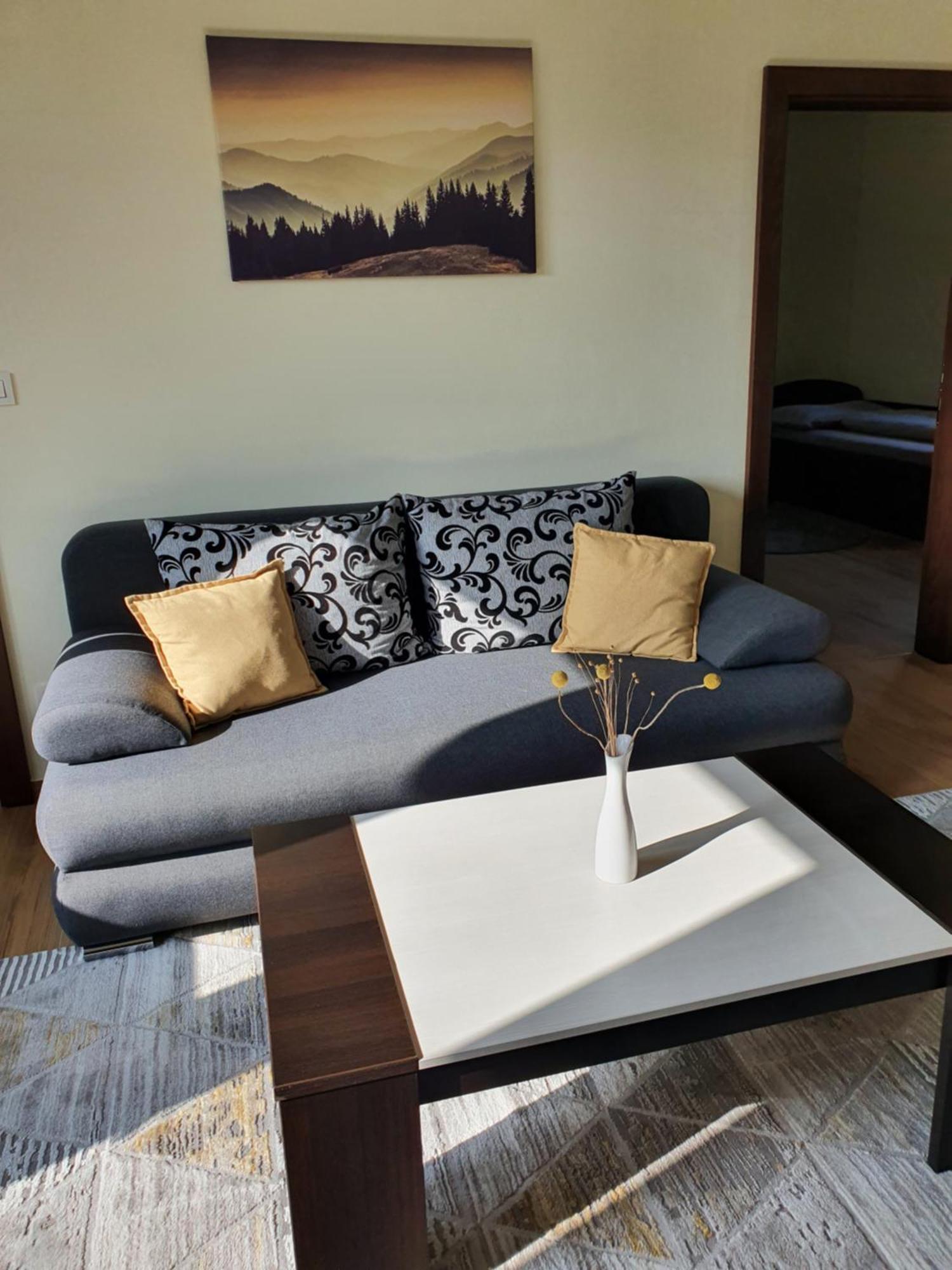 Apartmany Zaky Vrbov Rum bild